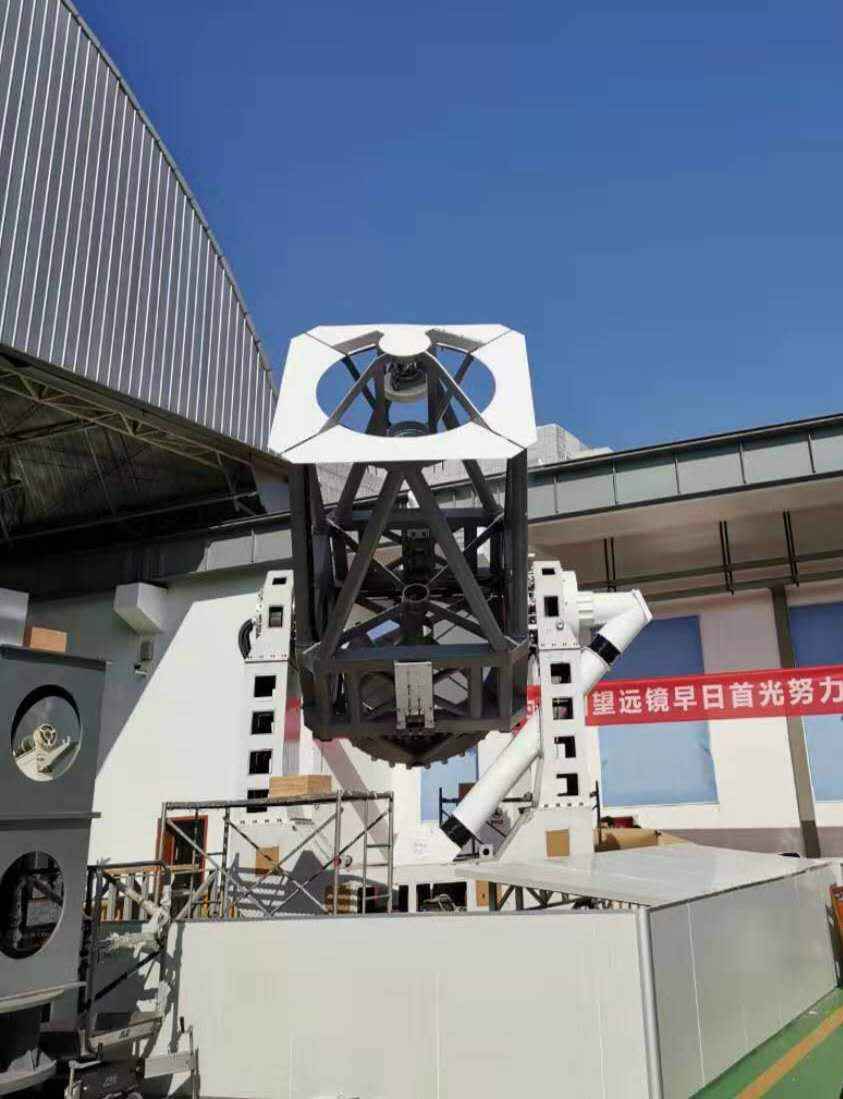 国内首套2米级太阳望远镜研制成功