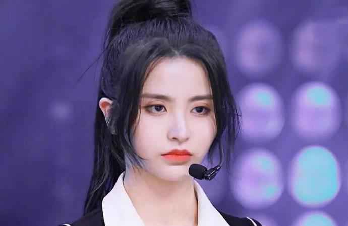 青春有你2金子涵是谁个人资料 金子涵家境如何是富二代吗？
