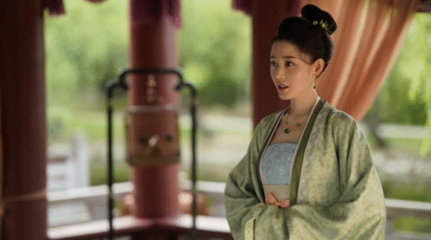 江疏影经纪人朋友圈曝光说了什么？江疏影经纪人为什么diss张天爱