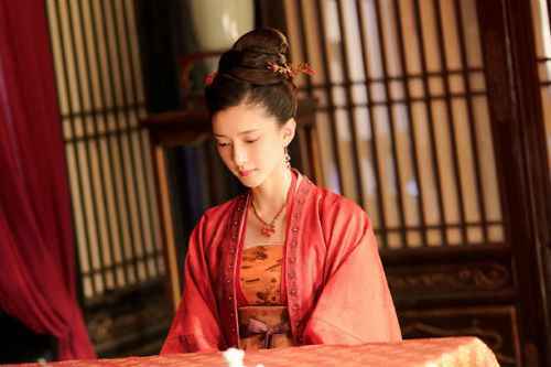 清平乐曹皇后结局怎么样？宋仁宗曹皇后先婚后爱是真的吗