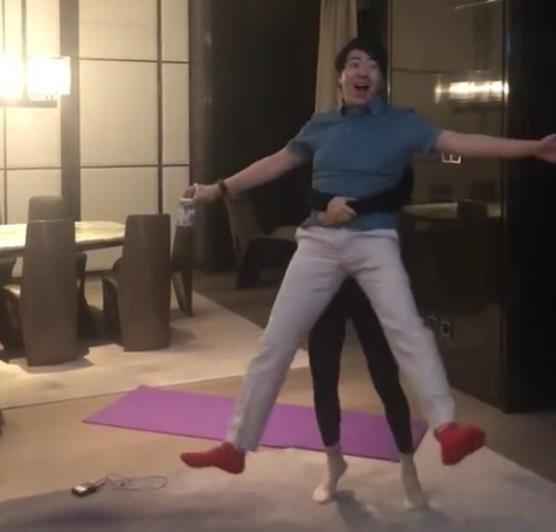 吉娜抱起150斤郎朗怎么回事 纤细的身体力大如牛惊呆众人