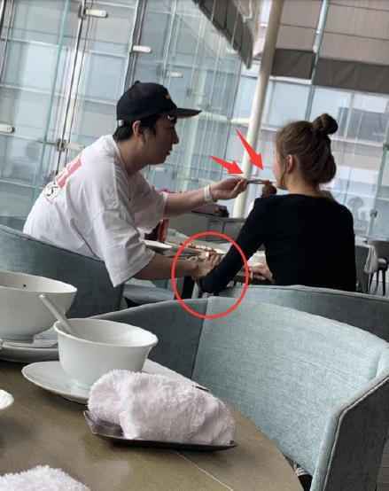【吃瓜】王思聪新女友怎么回事?甜仇是谁?究竟什么来头?