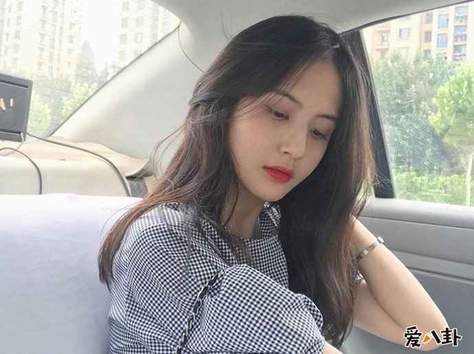 王思聪新女友甜仇照片资料 王思聪女票有哪些网红