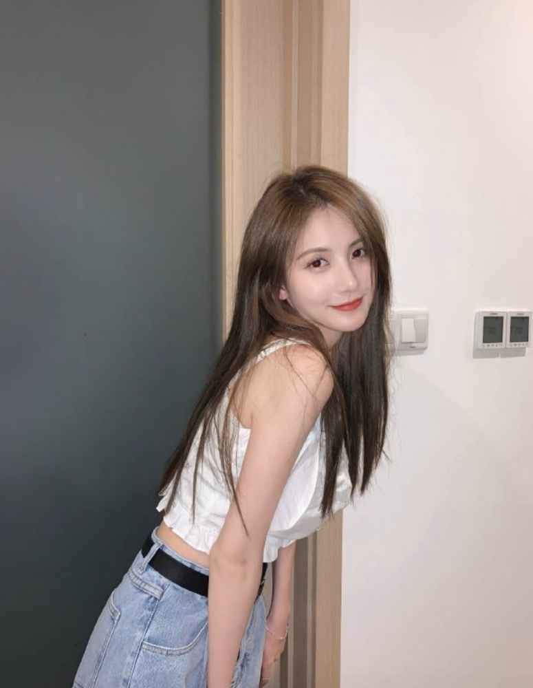 王思聪和新女友甜仇在哪里约会 王思聪新女友甜仇是做什么的