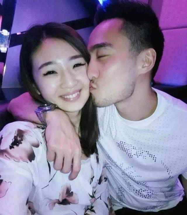 赖弘国前妻辟谣：没空管闲事，对阿娇和赖弘国离婚只字未提