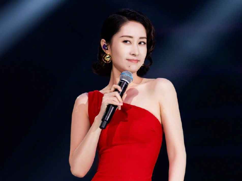 乘风破浪的姐姐什么时候偶播出？乘风破浪的姐姐练习室路透照片