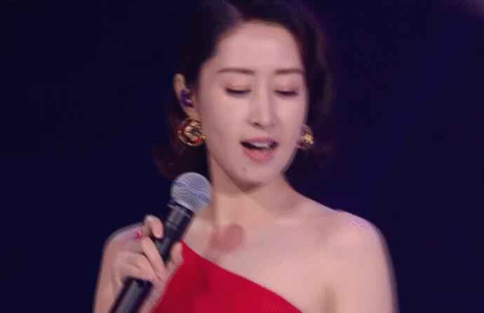 刘敏涛再回应醉酒式唱歌怎么回事 刘敏涛表情包一览