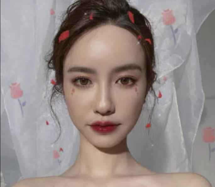 张大奕晒婚纱照被骂怎么回事 张大奕晒婚纱照是在宣誓主权炫耀吗