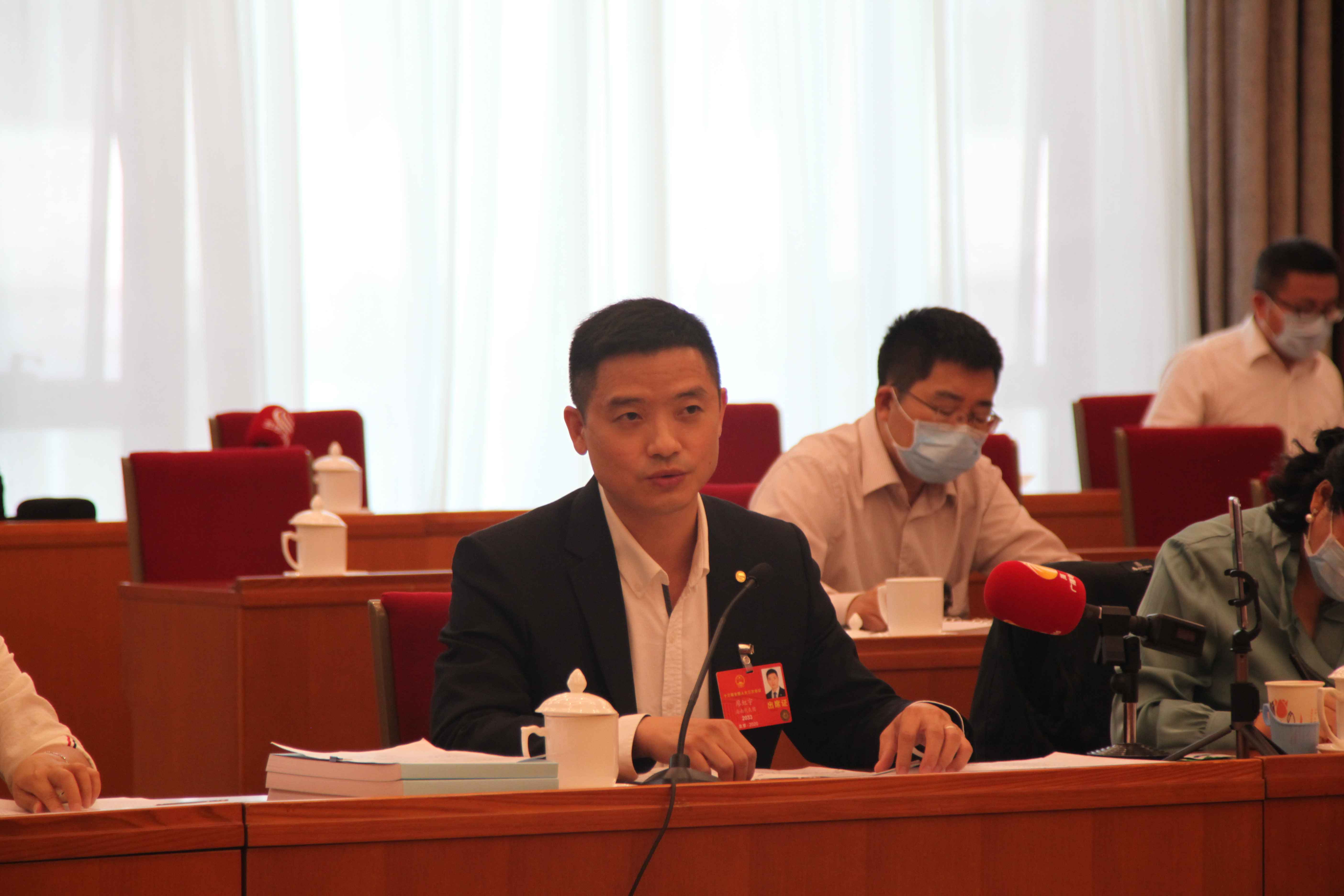 代表委员建言中小企业纾困——政策落地有声，企业才能轻装上阵