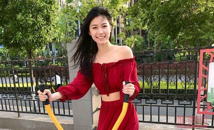 最强大脑秦美苏个人资料家庭背景 环球小姐冠军出身却被质疑