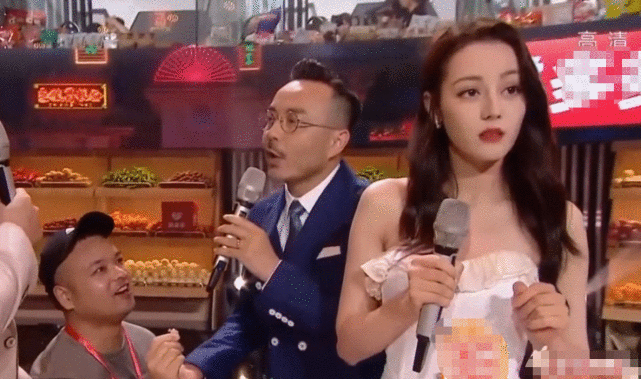 迪丽热巴直播被求婚怎么回事？汪涵反应速度超快保护热巴！