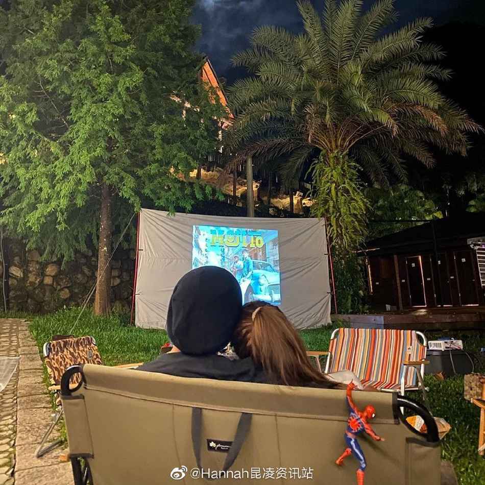 周杰伦昆凌为儿子庆生画面曝光 周杰伦昆凌儿子叫什么多大了正面照