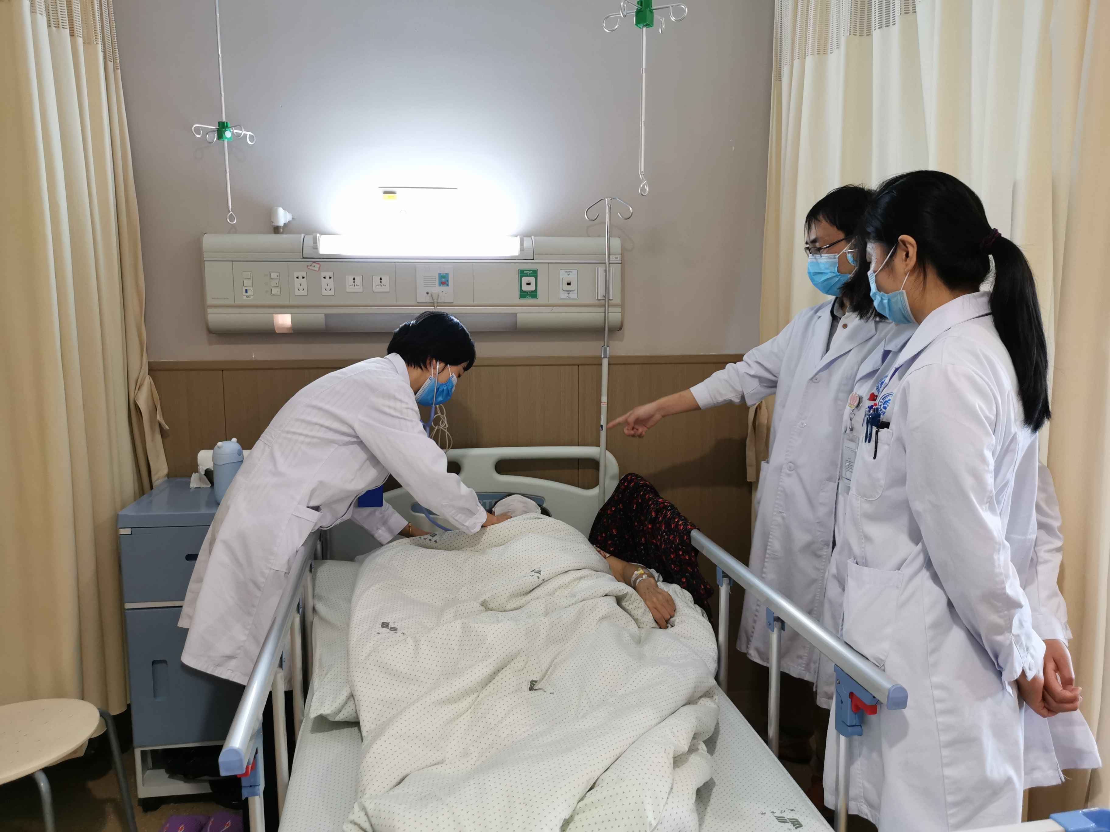 患者自行中断治疗，命悬一线！ 仁济医院宁波医院成功救治一例危重多发性骨髓瘤并发尿毒症患者