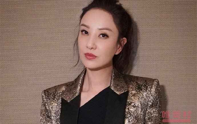 乘风破浪的姐姐郑希怡意外坠楼被树枝穿肺怎么回事 郑希怡老公是谁