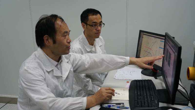中国首次自主研发全套E波段毫米波通信芯片