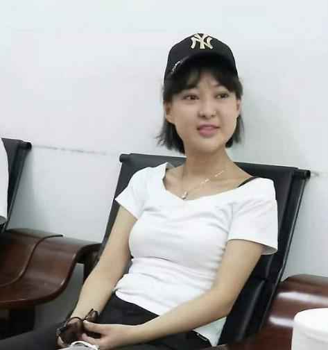 郭美美公布恋情什么情况 被干爹包养的郭美美男友疑似富豪