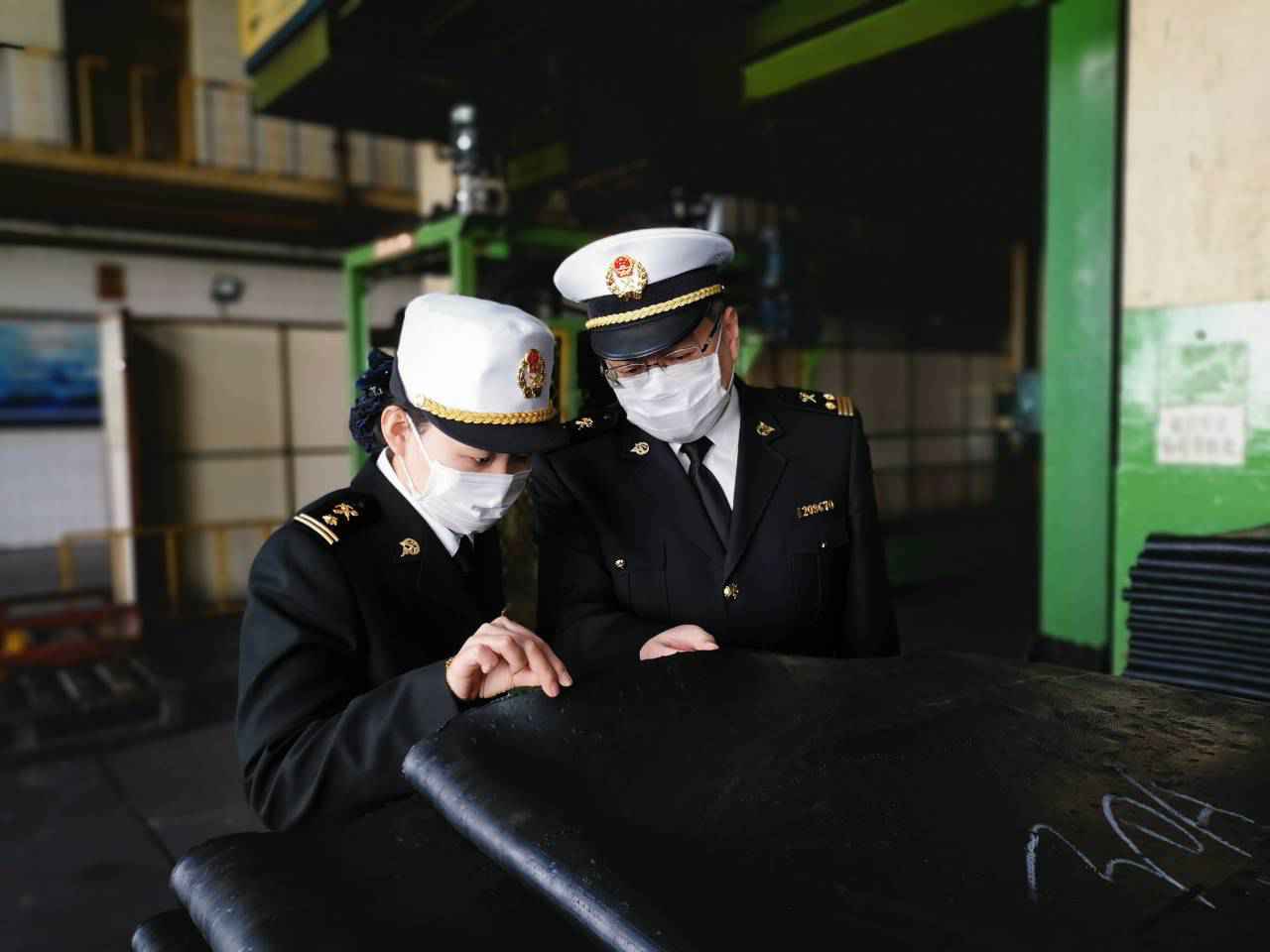 保税料件自由流转 外发加工免于担保