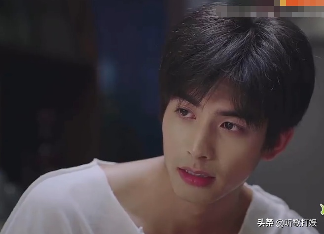 以家人之名凌霄贺子秋同时表白李尖尖是第几集 以家人之名全集观看地址