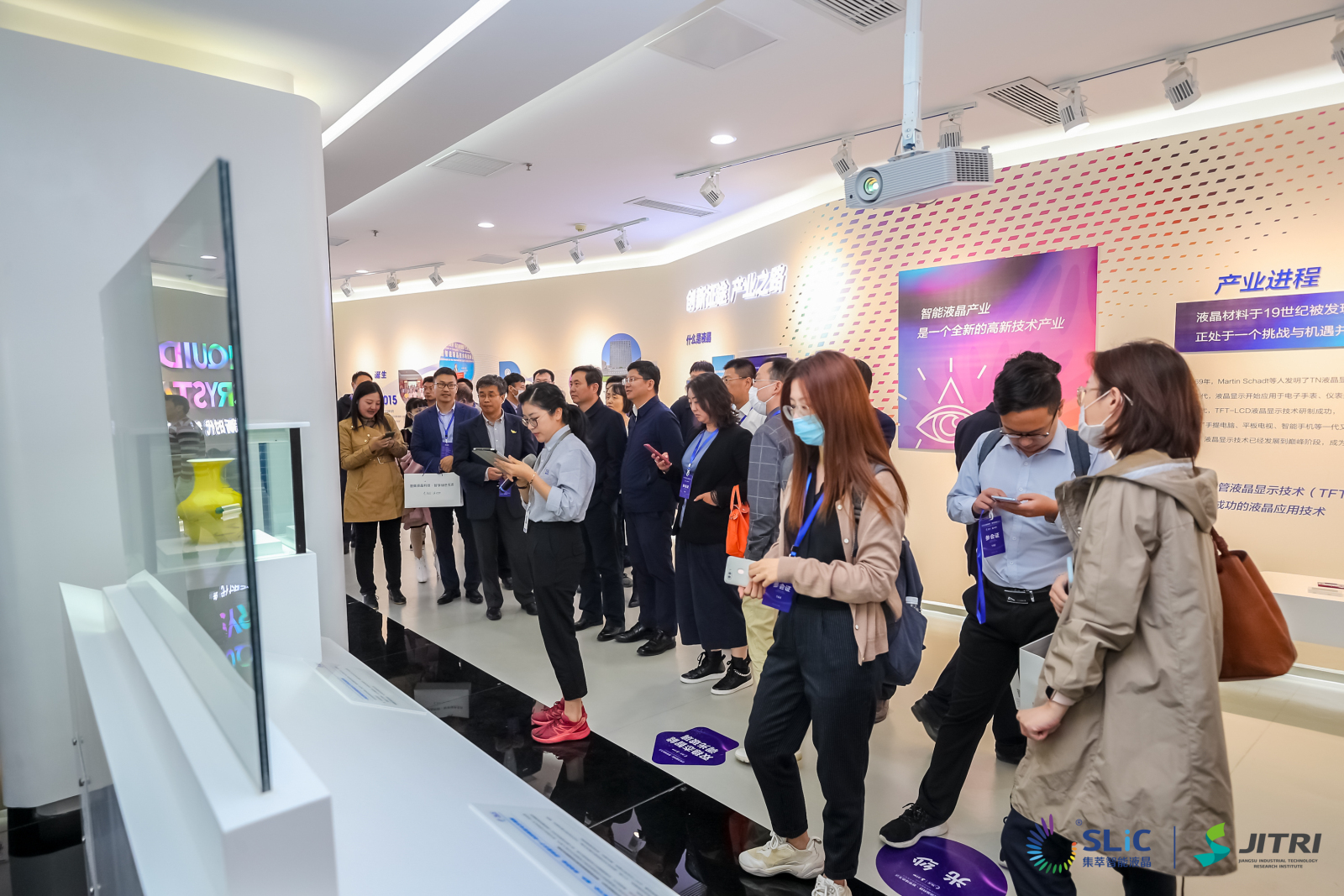 6项自主研发显示技术在江苏常熟发布