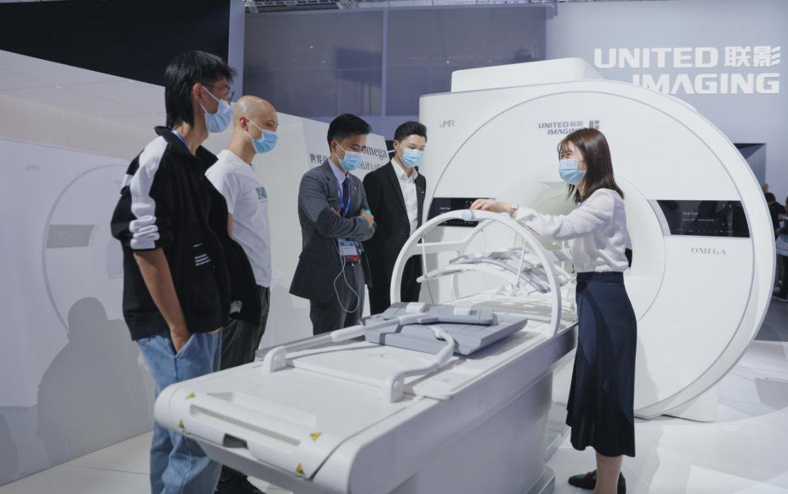 “世界首创”亮相亚洲最大医疗器械展 国产临床及科研大设施迎来“智”变
