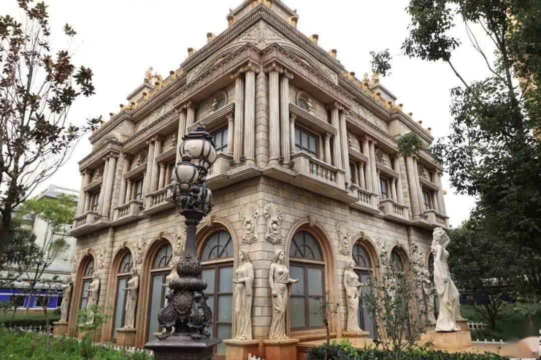 这个藏在联盟路上的法式公园，你一定没去过