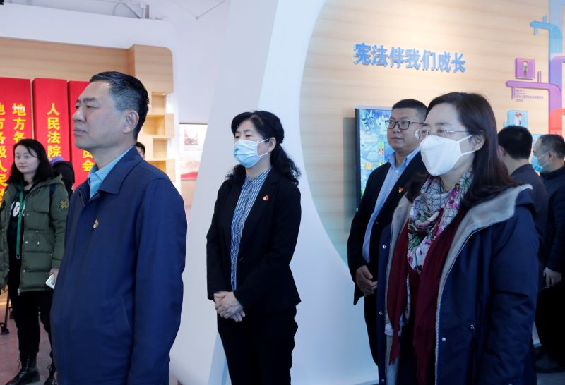 黑龙江大学青少年学生法治教育实践基地迎来首批参观者