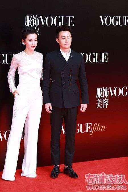 2018 Vogue Film之夜开幕式红毯 杨幂刘诗诗宋茜谁最美 2018 Vogue Film之夜开幕式红毯 杨幂刘诗诗宋茜谁最美
