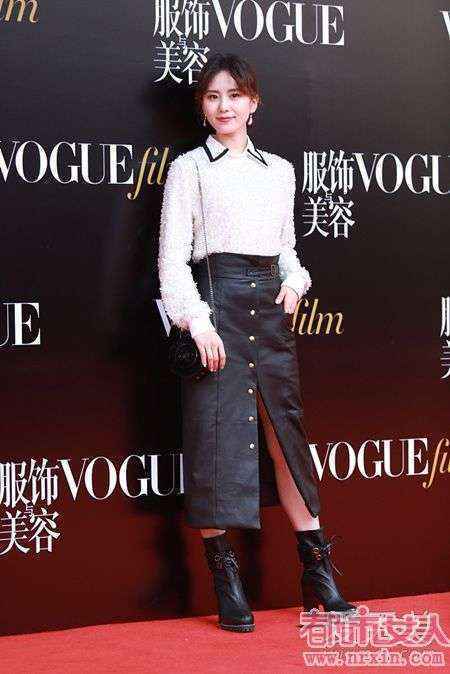 2018 Vogue Film之夜开幕式红毯 杨幂刘诗诗宋茜谁最美 2018 Vogue Film之夜开幕式红毯 杨幂刘诗诗宋茜谁最美