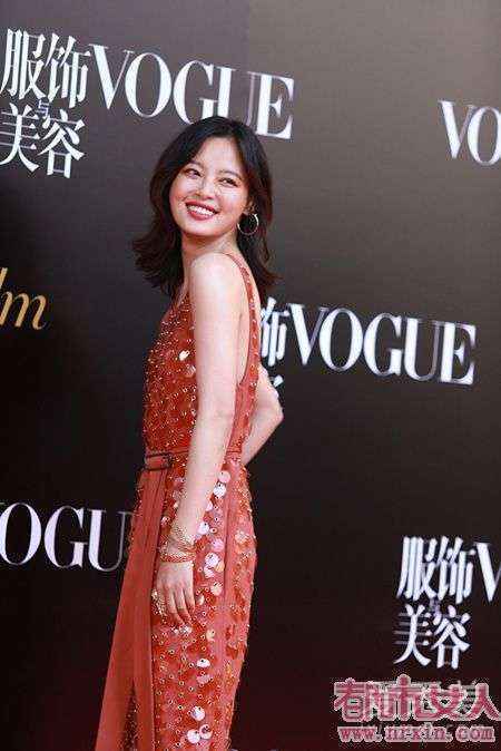 2018 Vogue Film之夜开幕式红毯 杨幂刘诗诗宋茜谁最美 2018 Vogue Film之夜开幕式红毯 杨幂刘诗诗宋茜谁最美