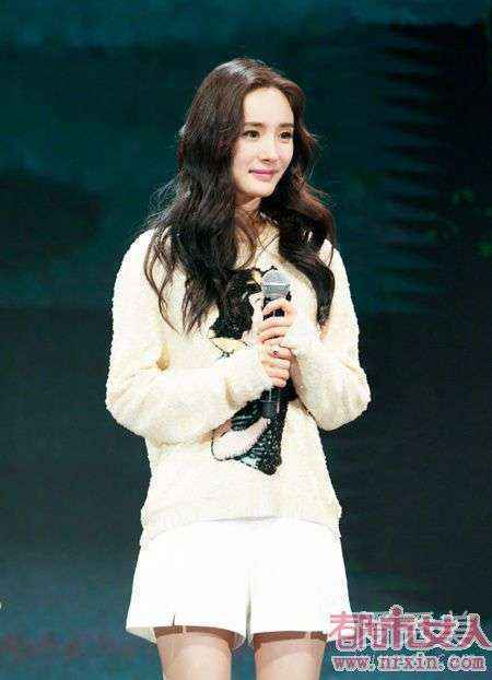 杨幂最新私服大号手袋是什么牌子 杨幂同款gucci手袋多少钱