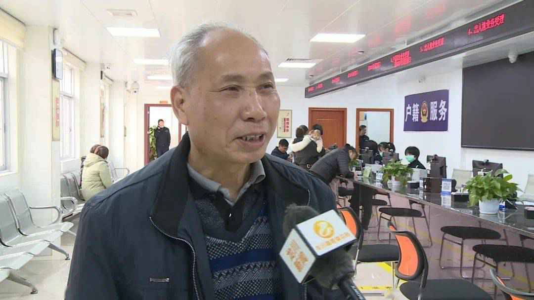 让老人办事省心更暖心,这个服务中心这样做~