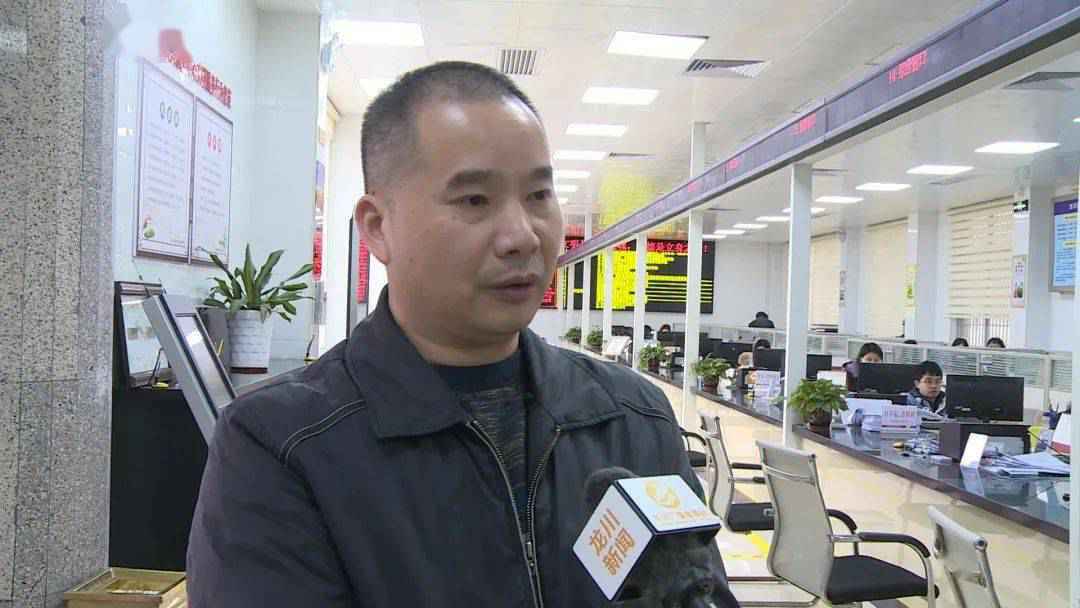让老人办事省心更暖心,这个服务中心这样做~