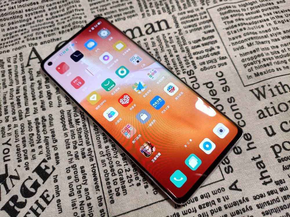 OPPO Reno5 Pro 5G,优雅的设计和香醇的内力