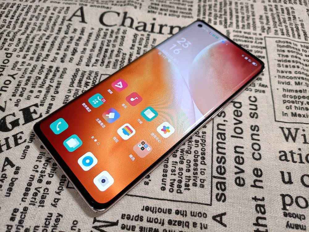OPPO Reno5 Pro 5G,优雅的设计和香醇的内力