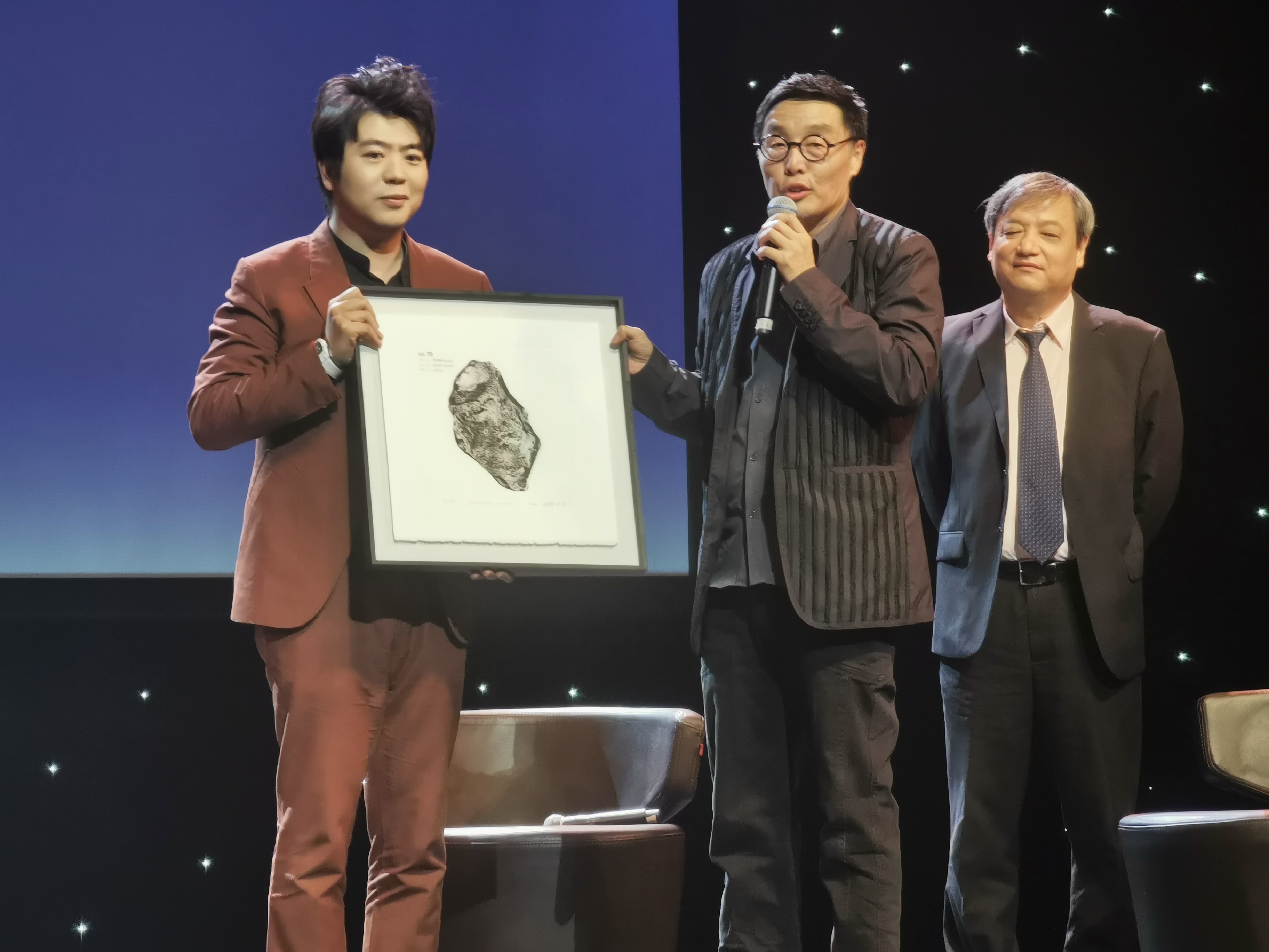 郎朗走进清华大学，与师生共话艺术与科学共通之美